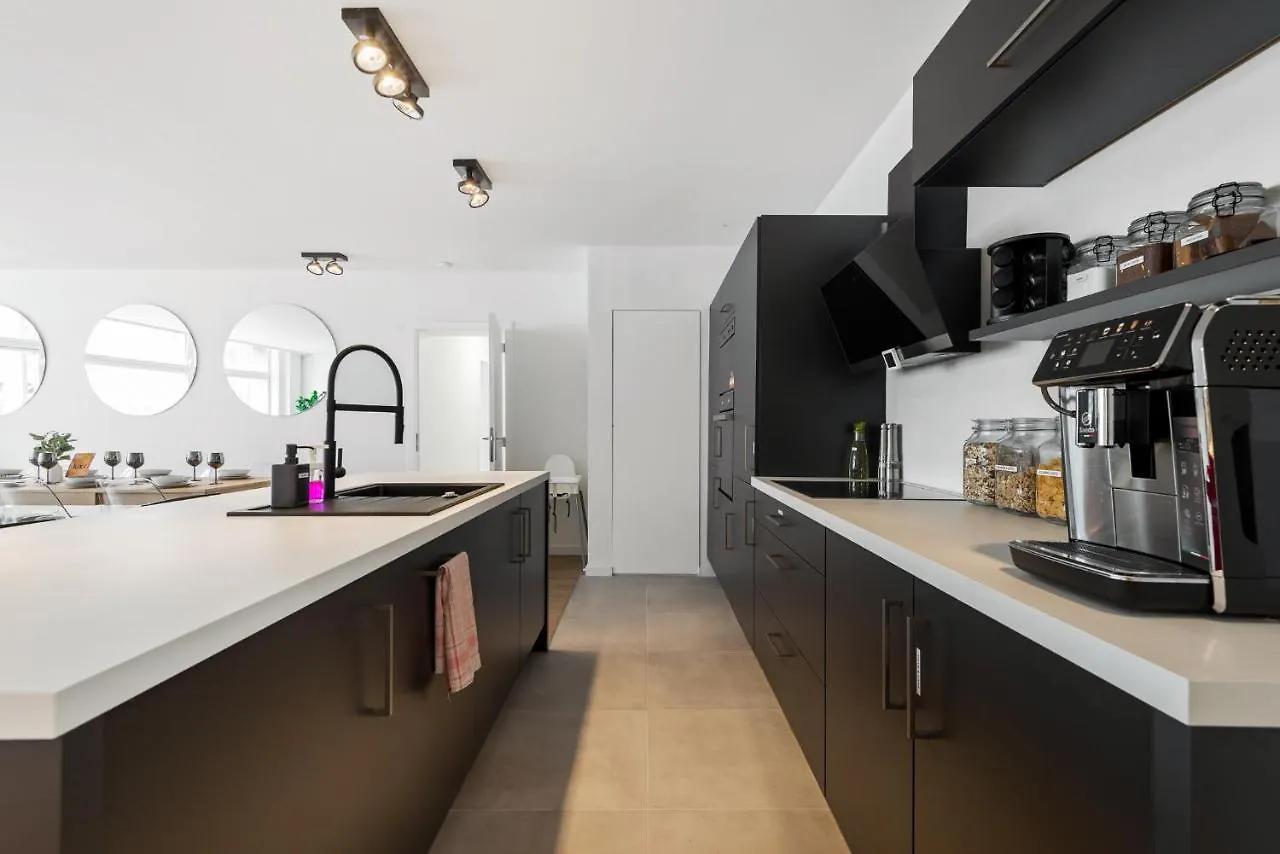 Cozy Antwerp - City Family Apartment With Parking